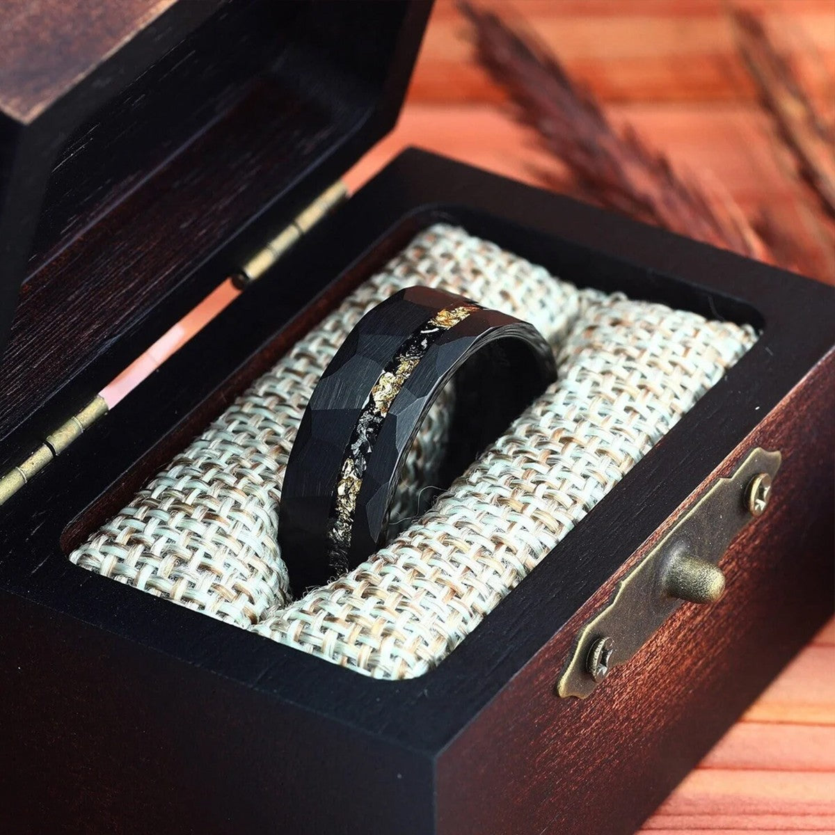 Anel de Tungstênio Meteorito Preto 8MM Anéis Masculinos Aliança de Casamento Noivado Joias da Moda