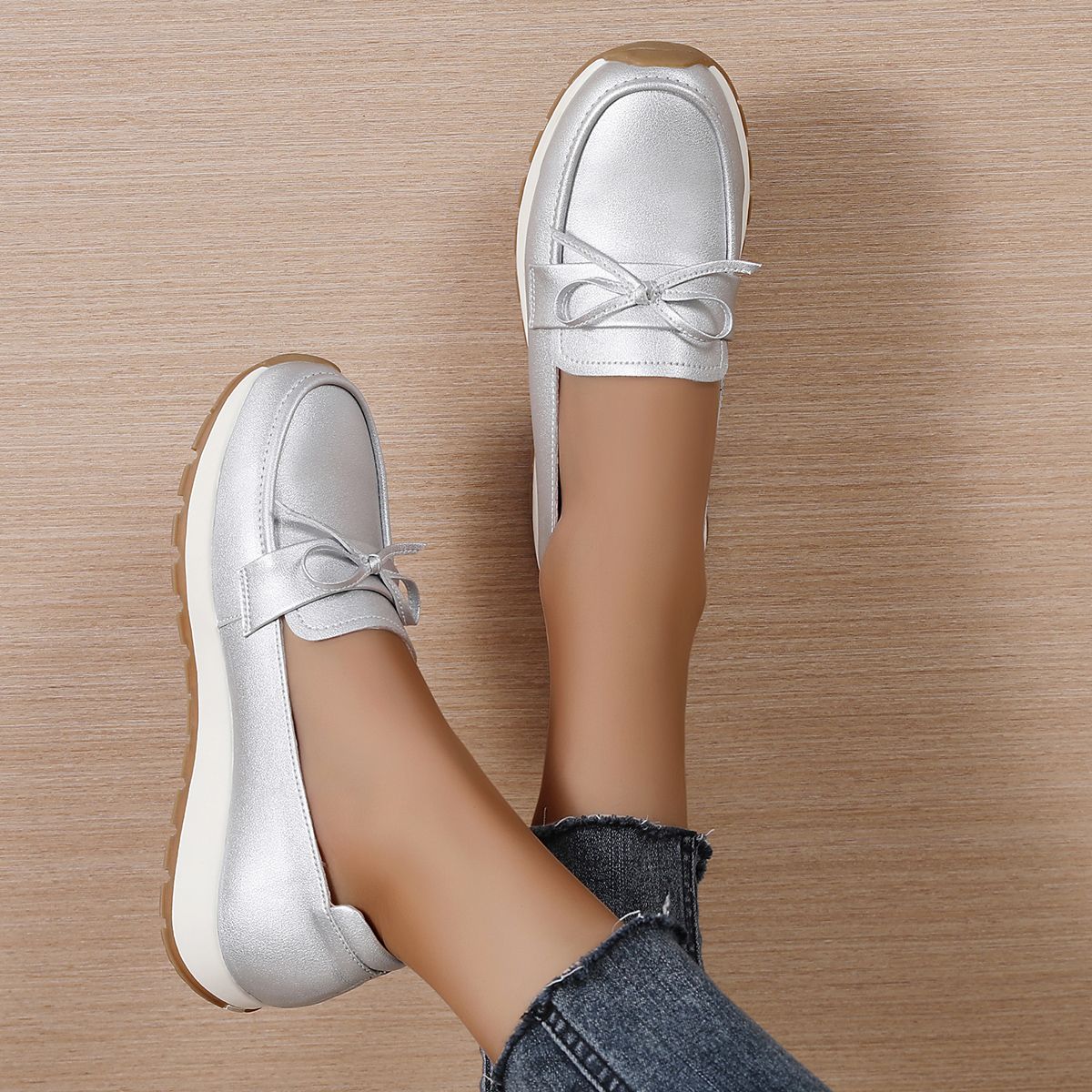 Genuine Leather Women Flats Fashion Casual Women Shoe Moccasins Shoes Woman Slip on Flat Shoes Black Ladies Shoes Plus Size