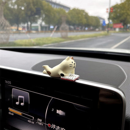 Cute Healing Kitten Ornaments For Car Dashboard Resin Cat Figure Car Interior Decorative Cat Ornament Vehicle Accessories
