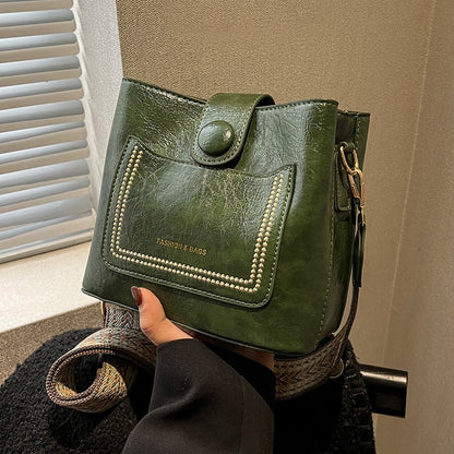 PU Shoulder Bag Multi-pocket Design Zipper and Buckle Opening Design Fashionable Versatile Messenger Bag