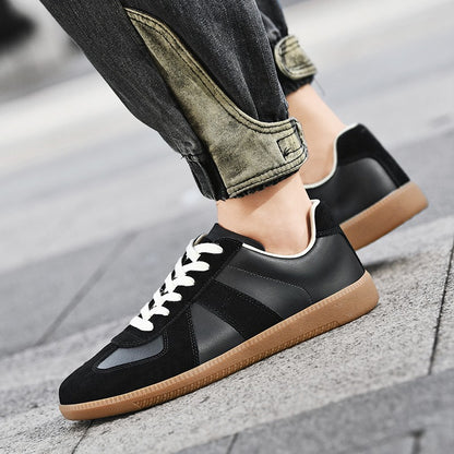 Leisure Walk Tenis Masculino Trainers Fashion Leather Men's Casual Shoes Lace Up  Simple Vulcanize Shoes Outdoor Male Sneakers