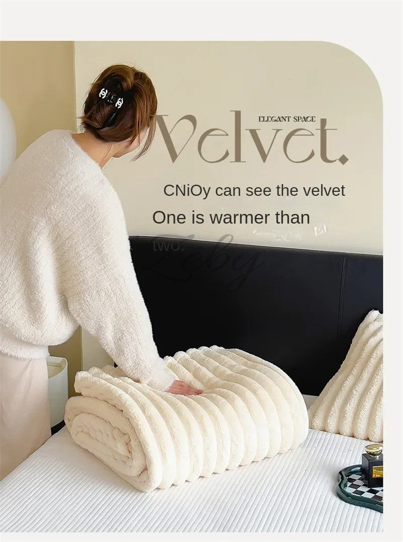 Imitation Rabbit Velvet Spring Autumn Warm Blankets or Blanket and Pillowcase Soft Fluffy Warmth Throw Blankets for Sofa Napping