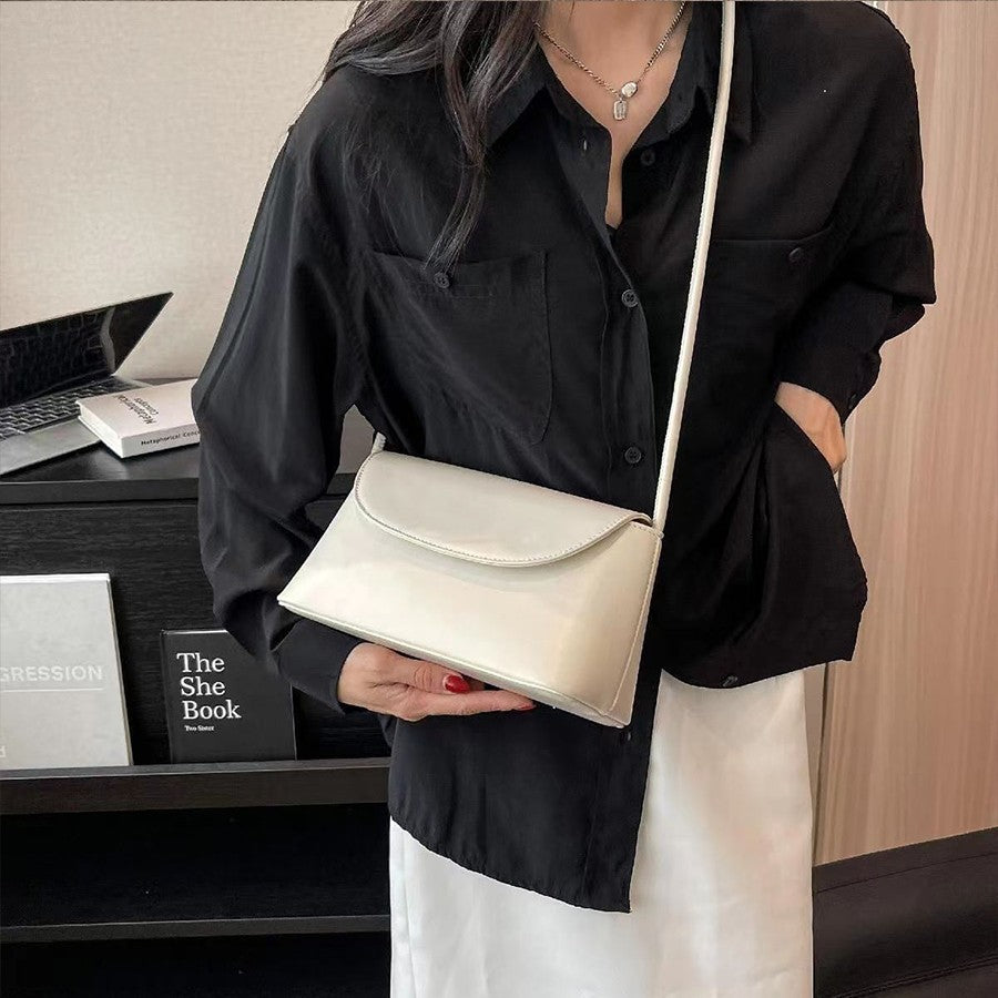 Lady Fashion Simple French one-shoulder Crossbody solid color fashion Underarm Pu Leather small square bag