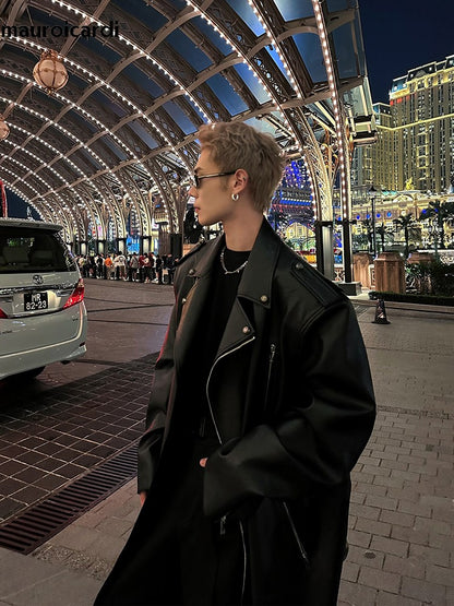 Mauroicardi Spring Autumn Oversized Cool Extra Long Black Pu Leather Trench Coat Men Zipper Loose Luxury European Fashion 2023