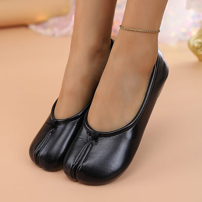 Comfortable Tabi Split Toe Ballet Flats - Ruffled Mary Jane Shoes Pig Hoof Shape Casual Wear