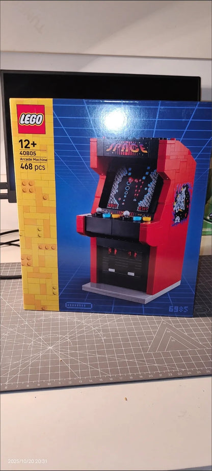 Máquina de Fliperama LEGO® (40805) Minifigura LEGO Jogo Retrô para Crianças a partir de 12 Anos Fãs Adultos 468 Peças Presente de Aniversário e Natal