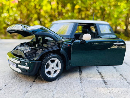 Maisto 1:24 BMW MINI Countryman verde liga super carro de brinquedo simulação liga modelo de carro artesanato decoração coleção brinquedo ferramentas presente