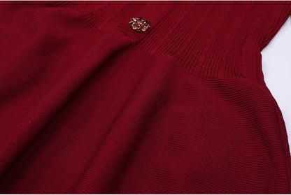 High Quality Spring And Autumn New Fashion Knitted Heavy Industry Pearl Slim Fit And Slimming Round Neck Long Sleeved Dress