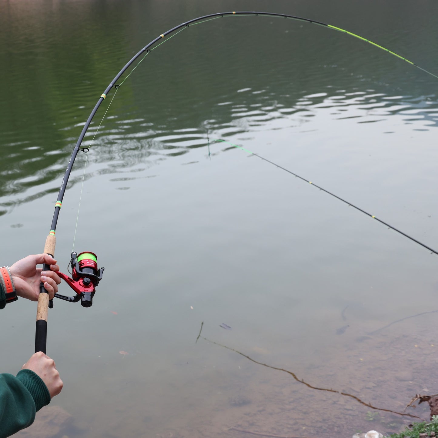 Varas de pesca Sougayilang Feeder ultraleves de fibra de carbono para pesca de carpa com tração máxima de 15 kg com potência L M H para pesca de robalos, carpas e trutas