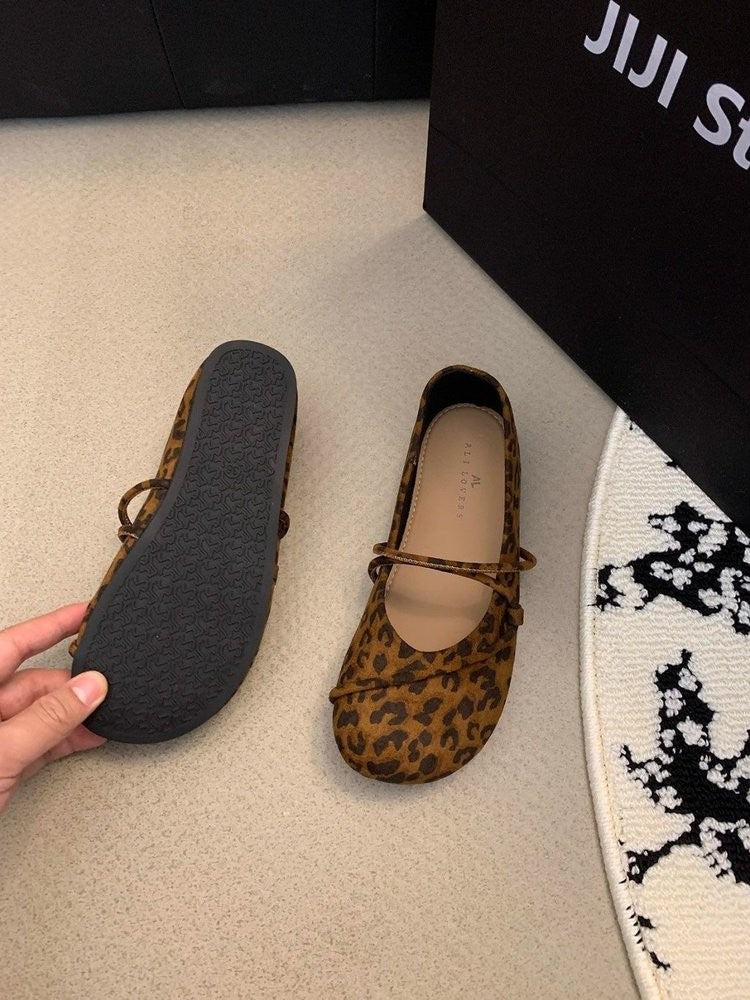 Women's Elegant Brown Mary Jane Flats French-Style Suede Loafers Spring/Autumn Collection Flat Shoes for Casual Wear