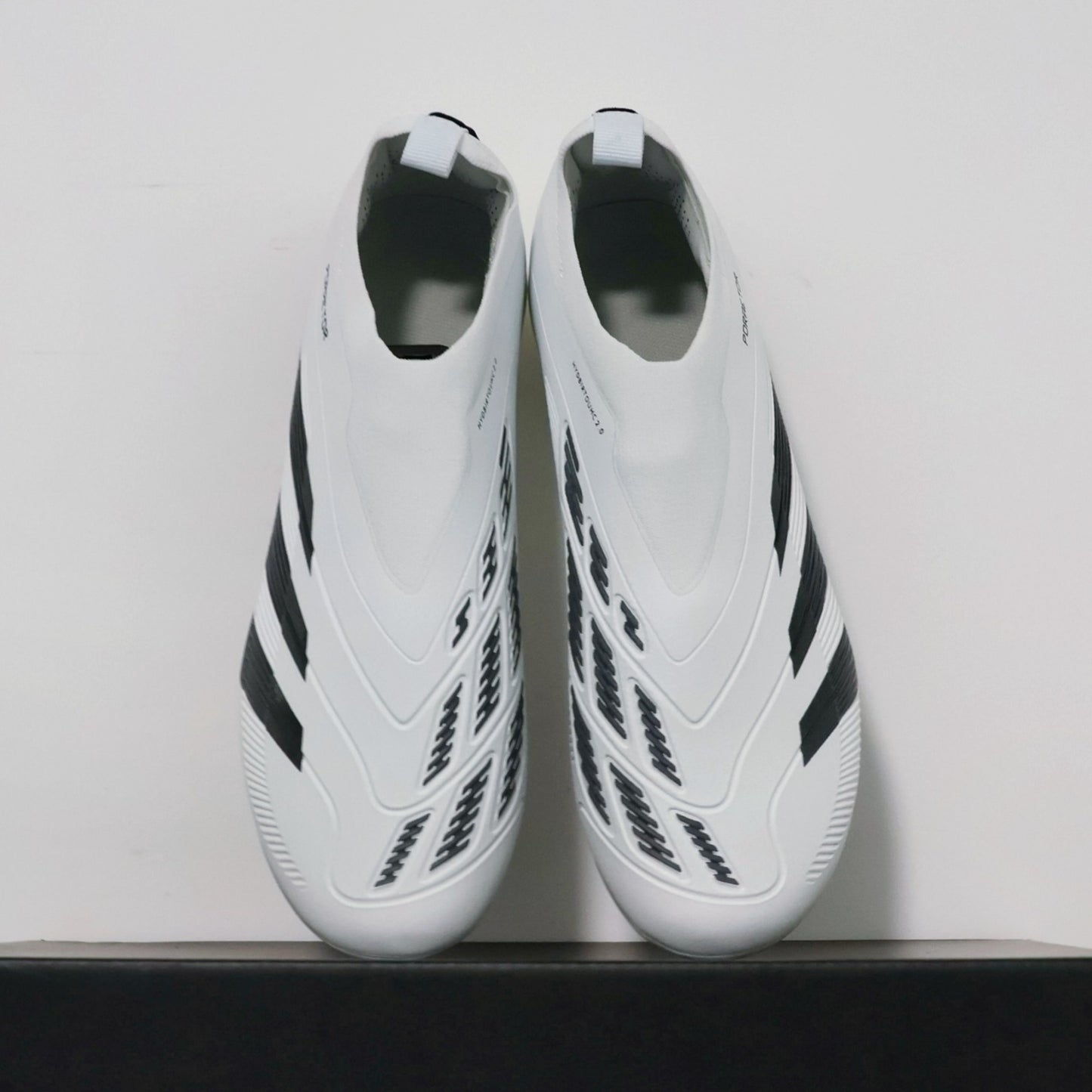 2282FG Slip-on Men Boy Soccer Shoes FG/TF Football Boots High Ankle Cleats Training Sport Sneakers Football Shoes eur 35-46