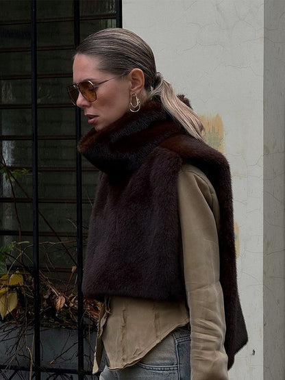 Women Solid Faux Fur Vest Crop Top Fashion Turtleneck Fluffy Short Tank Tops 2025 Winter Lady Elegant Sleeveless Jacket Coat