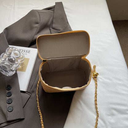 Women Luxury Shoulder Bag Diamond Quilted Metal Flower Accent Large Capacity Zipper Adjustable Strap for Daily Travel Business