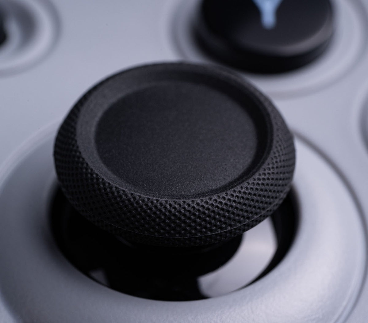 8BitDo Pro 2 Bluetooth Controller Hall Effect Joystick Gamepad for Apple Nintendo Switch 2 PC MacOS Android Steam Deck