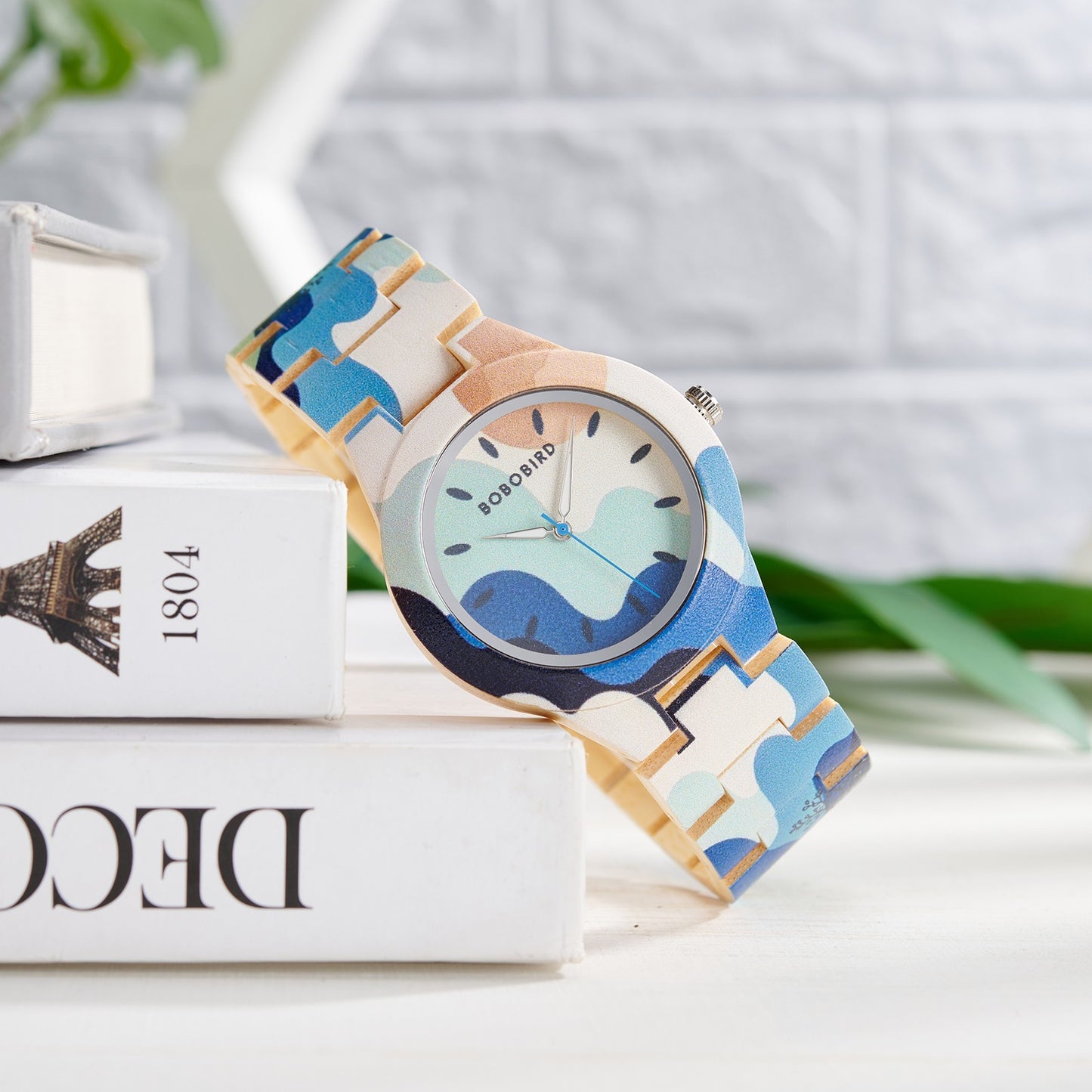 BOBOBIRD Women's Wooden Wristwatch Artistic Ladies Bamboo Quartz Watches Unique Illustration Eco-Friendly Timepieces for Women