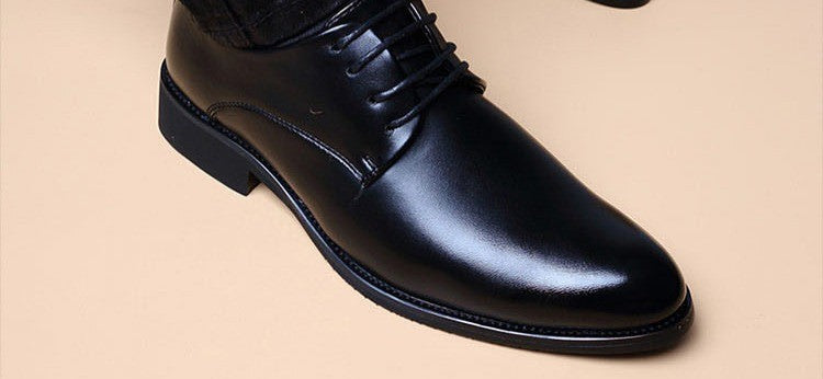 Men Wedding Leather Business Men's Dress Pointed Casual Youth British Style Inner Heightening Spring 2024 New Arrivals Shoes