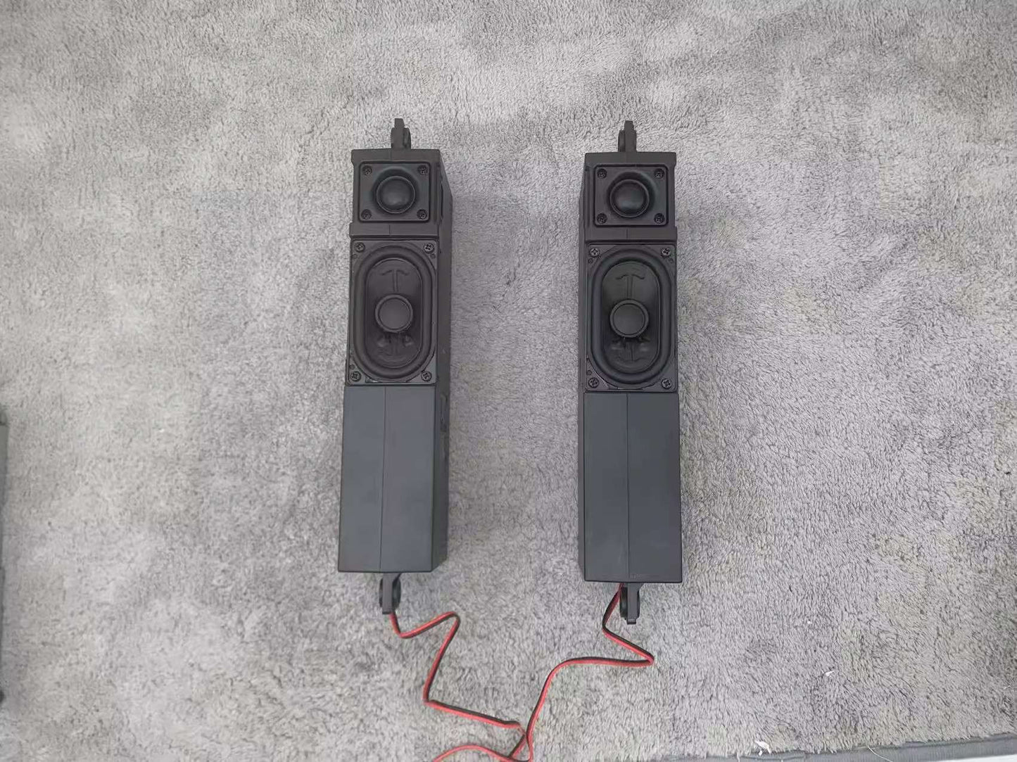 High-Fidelity Two-Way Passive Desktop Speaker with Long Stroke Midrange, High, and Low Frequencies for Surround Sound