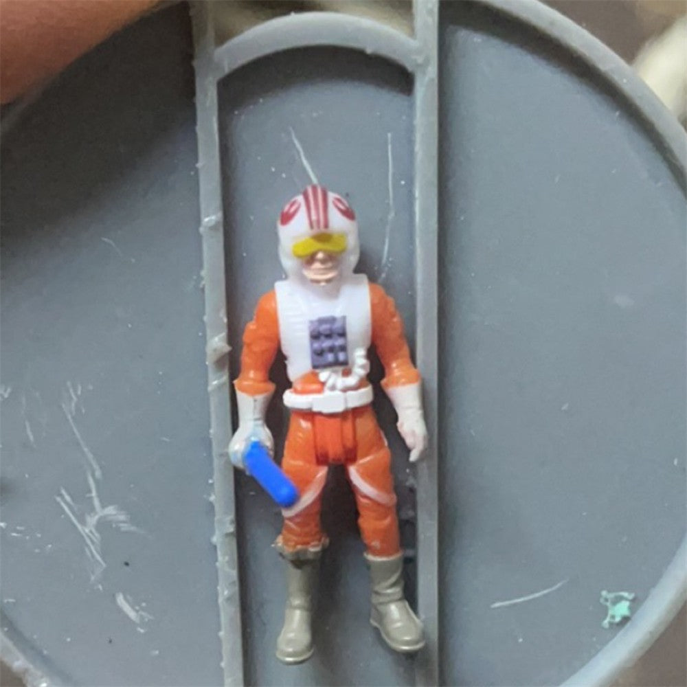 Hasbro Star Wars Série 1/72 Aayla Secura R2-D2 Boba Fett Darth Vader Produtos Genuínos a Granel com Defeitos Boneco de Ação