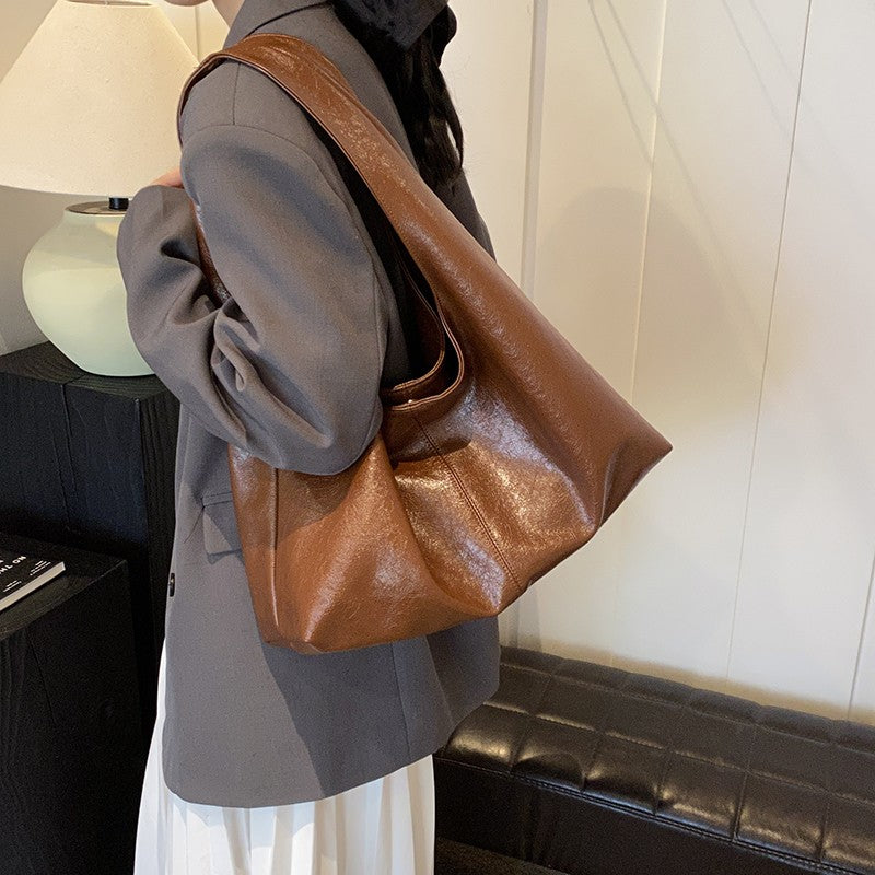 LEFTSIDE Design Large PU Leather Hobo Underarm Bags Lady Winter Shoulder Bag for Women 2024 New Trend Y2K Handbags and Purses