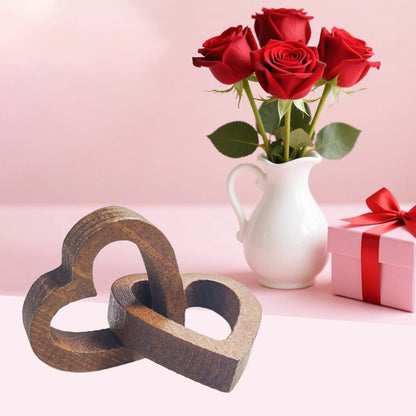 Warm and Romantic Wooden Double Heart Chain Ornaments Valentine's Day Wedding Engagement Proposal Celebration Ornaments Living Room Bedroom Desktop Ornaments Holiday Gifts