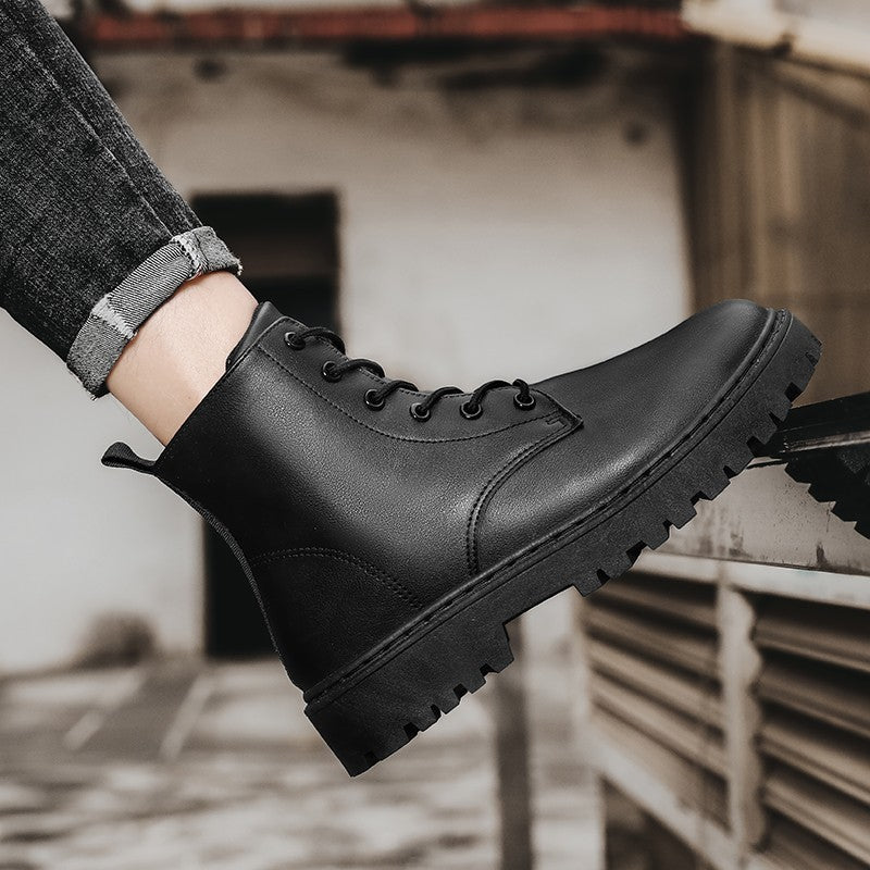 Men Black Leather Boots New British Style High Top Fashion Work Boots Outdoor Street Fashion Chelsea Men Shoes Comfortable Short