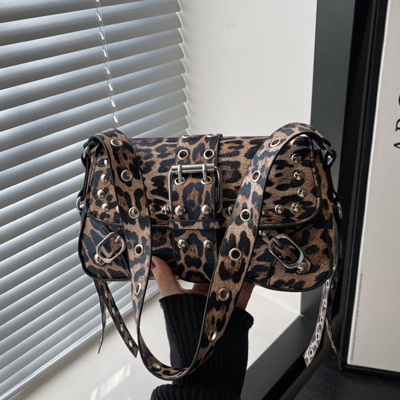 Shoulder Bag for Women Punk Style Purse PU Leather Rock Fashion Handbags with Rivet Small Trendy Armpit Purse