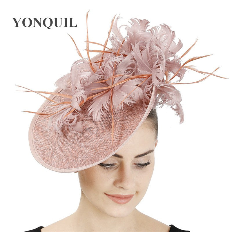 Bonés Cinzentos Millinery Com Acessórios de Tiara Imitação Sinamay Chapéu Derby de Coquetel Feminino Fascinadores de Cabelo de Noiva com Pena Chique