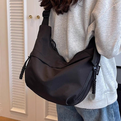 New Crossbody Bag Large Capacity Casual Shoulder Bag Versatile Nylon Dumpling Bag for Women Autumn Winter Fashion