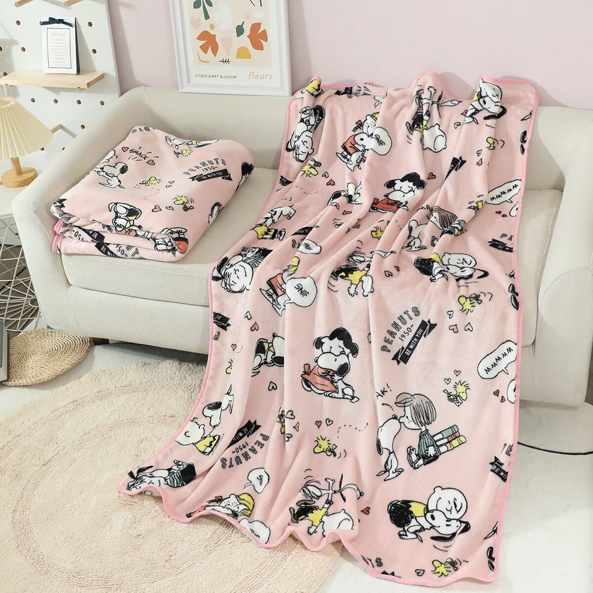 Snoopy Plush Blanket Comfortable Cartoon Snoopy Pattern Printing Flannel Blanket Office Nap Blanket Bedroom Bedspread Girl Gift