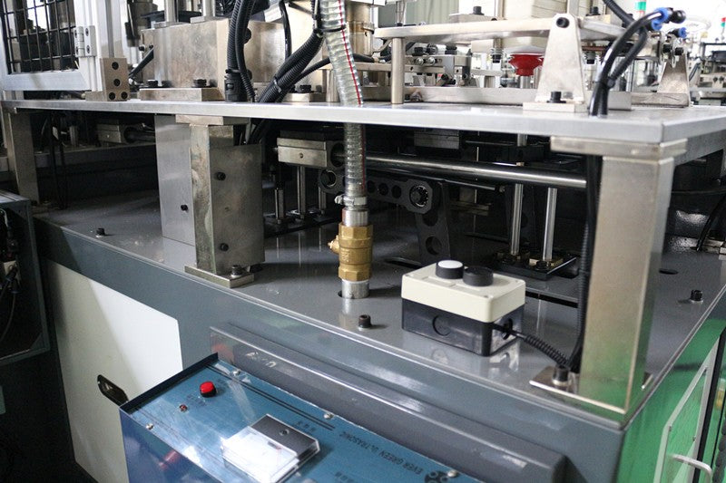 Professional Manufacturer Automatic Coffee Tea Cup Making Machine Price Paper Cup Forming Machine 90 Pcs/min Production Capacity