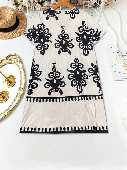 Plus size, women's fashionable short-sleeved V-neck dress, retro ethnic style fashion women's dress - elastic