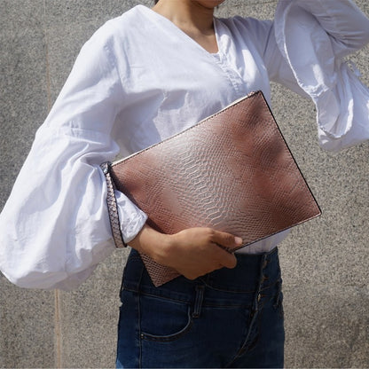 Fashion 3D Python pattern Women Clutch Bag Brand Design Party Envelope Clutches for ladies wallet Free Card bag handbag
