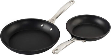 Le Creuset PRO Series Nonstick Cookware Set, 2-Piece (8 & 10 Frying Pans), Gray
