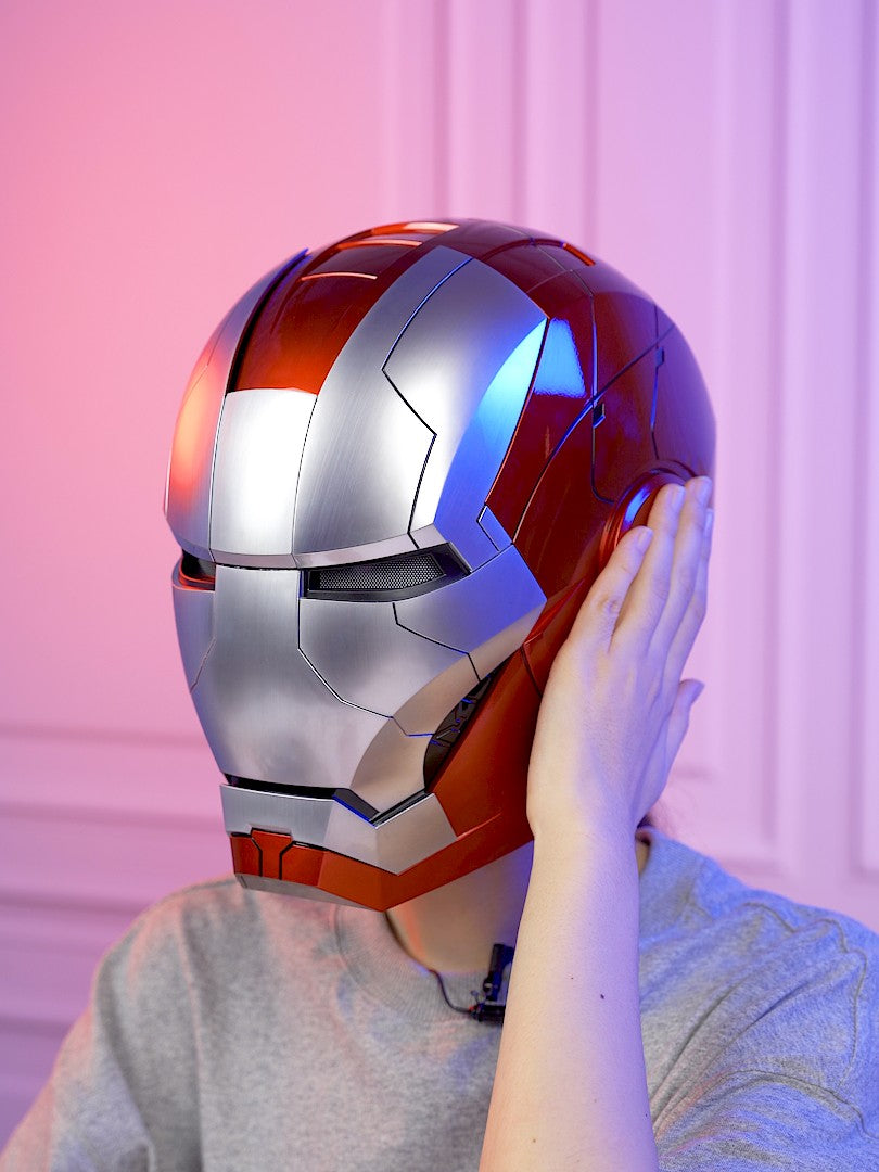 Novo capacete de Homem de Ferro AutoKing 1:1 Mk5 Cosplay Controle de Voz Olhos com Luz Modelo Brinquedos para Adultos Presente de Natal Elétrico Vestível