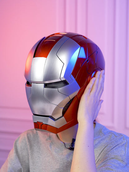 Novo capacete de Homem de Ferro AutoKing 1:1 Mk5 Cosplay Controle de Voz Olhos com Luz Modelo Brinquedos para Adultos Presente de Natal Elétrico Vestível