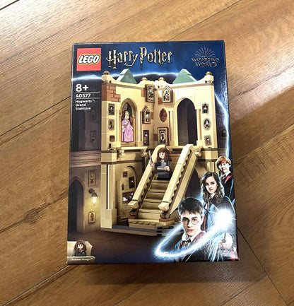 LEGO Harry Potter Hogwarts: Grande Escadaria 40577 Kit de Construção 224 Peças