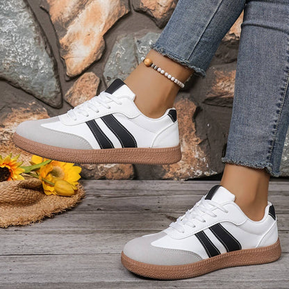 Fashion Casual Women's Sports Shoes Lace Up Vulcanize Flats Ladies Outdoor Walking Sneakers Women Comfortable Classical Shoes