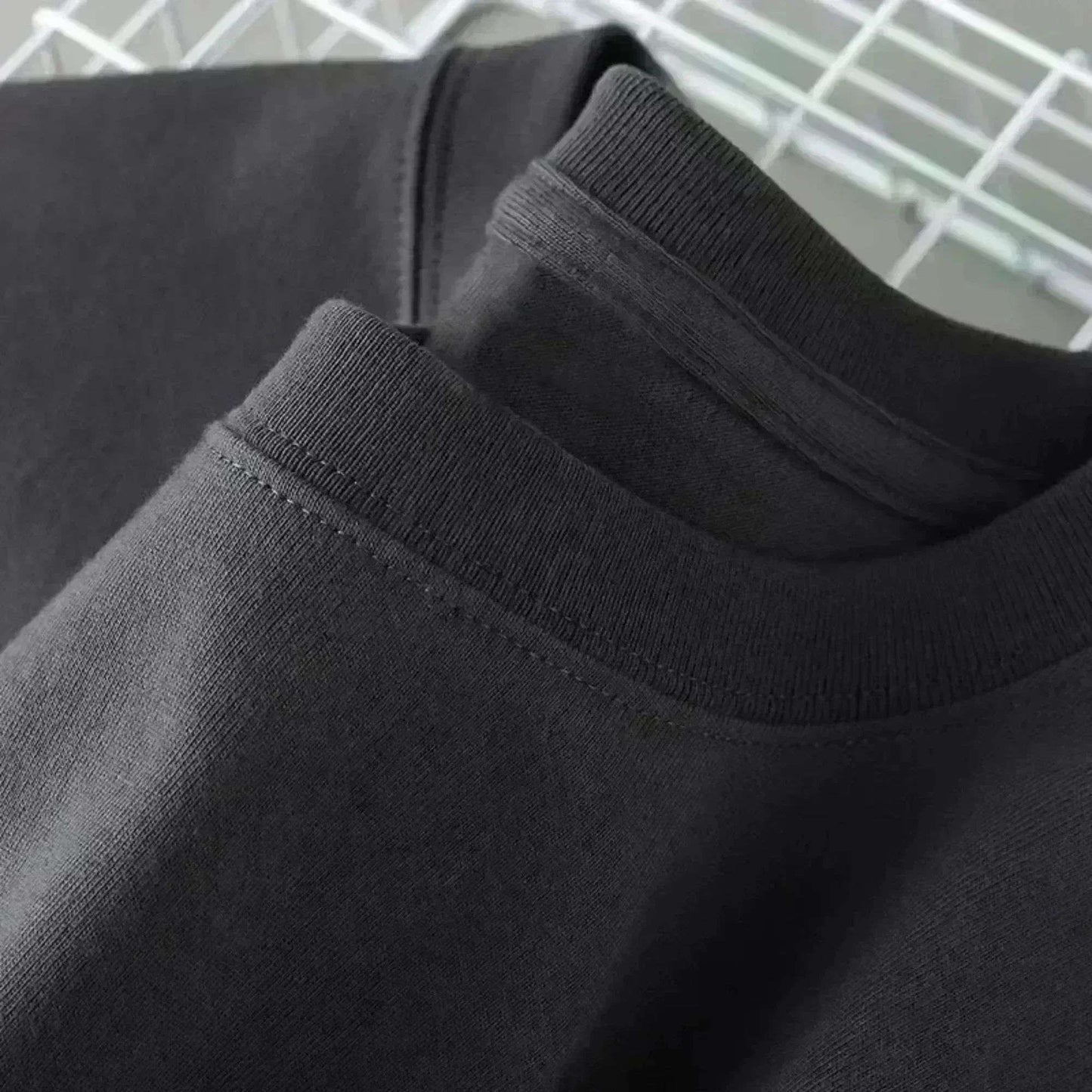Roupas masculinas Unissex Tendência de verão Moda Marca de luxo Camiseta com letras estampadas Camiseta de algodão masculina e feminina Manga curta