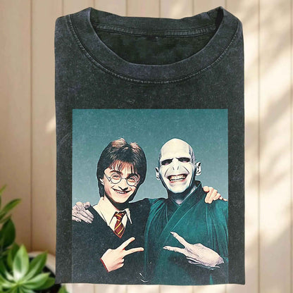 Camiseta HP Selfie Comfort Colors Camiseta Harry Street Style Camiseta Inimigos Mágicos Camiseta Selfie Presente para Fãs de Harry