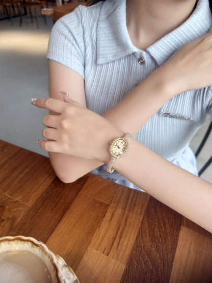 New Luxury Elegant ladies' Bracelet Wrist Watch Roman Numeral Inlaid Rhinestones Oval Waterproof Women's Quartz Watch Reloj
