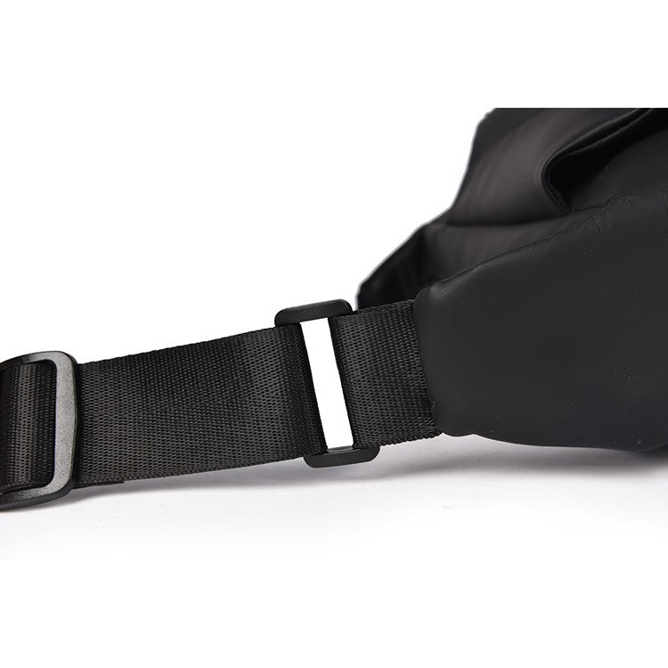 1 piece of minimalist messenger bag, Mailman bag, adjustable shoulder strap, zipper closed, fade resistant, durable for daily co