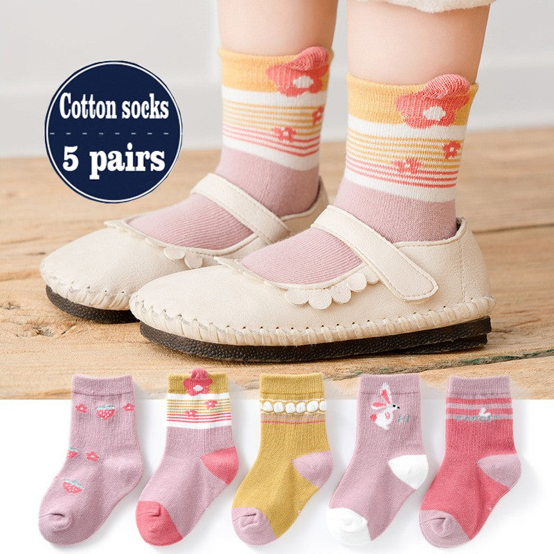 5 pares de meias de algodão de cano médio Kawaii Sanrio Cinnamoroll Kuromi para meninas e meninos, meias de algodão de cano médio de desenho animado para primavera e outono
