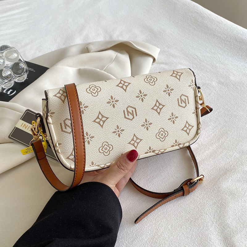 Fashionable retro printed small square bag; versatile single shoulder bag; crossbody bag under the arm.