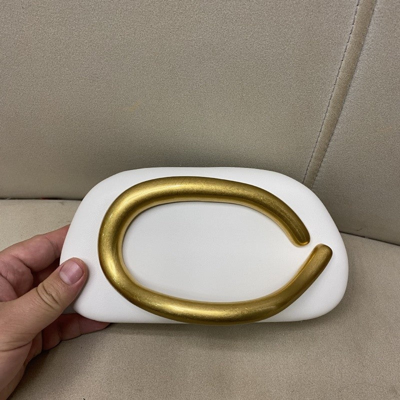 Brand Z Clutch Bag Metal Handle Design Luxury Evening Lipstick Bag Round Box Chain Bag Elegant Woman Shoulder Messenger Bags