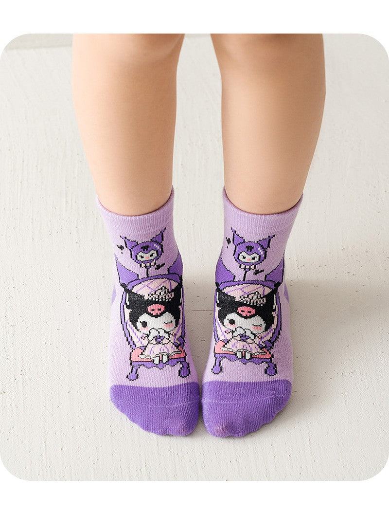 5 pares de meias de algodão de cano médio Kawaii Sanrio Cinnamoroll Kuromi para meninas e meninos, meias de algodão de cano médio de desenho animado para primavera e outono