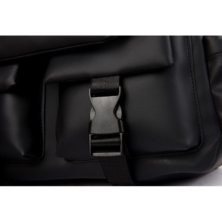 1 piece of minimalist messenger bag, Mailman bag, adjustable shoulder strap, zipper closed, fade resistant, durable for daily co