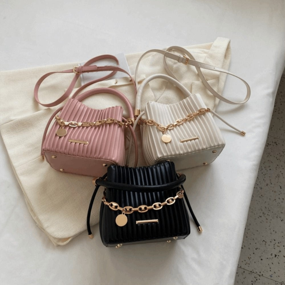 Trendy Pleated Design Crossbody Bag Chain Shoulder Elegant Shoulder Purse Stylish Bucket Bag Casual Wear