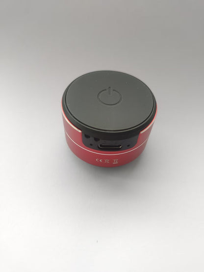O Fone de Condução Óssea Está Chegando. O Som É Produzido Através de Diferentes Meios. Pequeno Mas com Grande Volume.