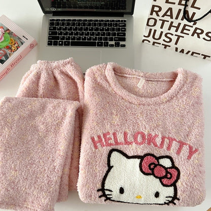 Thickened Warm Women‘s Sleepwear Cartoon HelloKitty Women's Pajamas Set Winter New Cute Fashion Two Sets Nightwear Loungewear