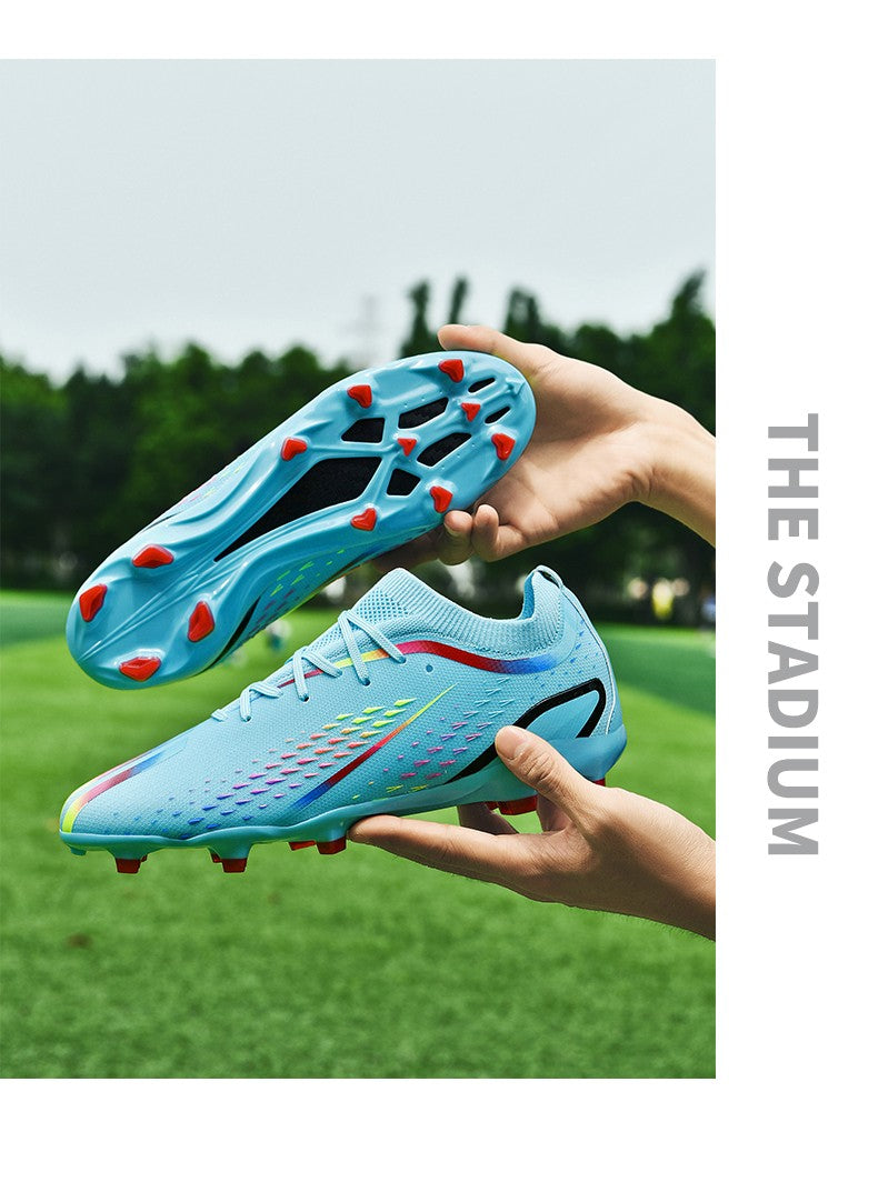 New Men Ultralight Soccer Shoes TF/FG Professional Football Boots Unisex Non-Slip Training Soccer Cleats Outdoor Field Chuteira